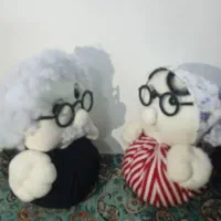 ننجون و آقاجون مناسب سفره های یلداییتون