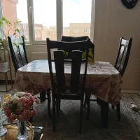 فروش نهار خوری چهارنفره همراه با مبل ومیز وسط عسلی
