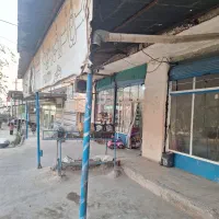 فروش ۳۰۰متر زمین وچهار مغازه