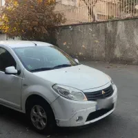 رنو ساندرو اتوماتیک ۹۵ خونگی بیرنگ درحدصفر|خودرو سواری و وانت|تهران, الهیه|دیوار