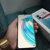 Honor 8xaمثل نو/بسیار زیباباامکانات بالا/چکی و نقد|موبایل|رشت, گلسار|دیوار