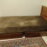 تخت یک نفره و خوشخواب