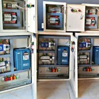 تعمیر و ساخت و نصب تابلو برق صنعتی و برق ساختمان|خدمات پیشه و مهارت|خمین, |دیوار