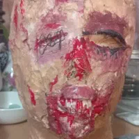 ماسک|اسباب‌‌بازی|چهارباغ, |دیوار
