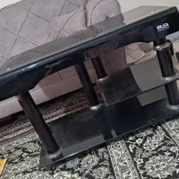 میز تلوزیون شیشه ای رایگان