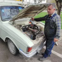 تعویض روغن درب منزل