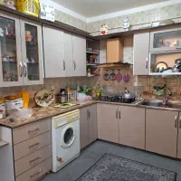 رهن و اجاره ویلایی. طبقه بالا. مغازه