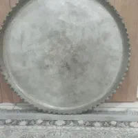 یک عدد سینی قدیمی به فروش می رسد