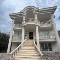 ۱۳۰ متر بنا دور میدان آسمان دفتر بیمه آتلیه مزون