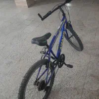 دوچرخه ۲۴|دوچرخه، اسکیت، اسکوتر|میانه, |دیوار