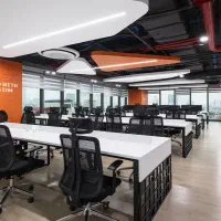 ۹۰۰متر فضای فلت در وکیل آباد/مناسب مشاغل/مسکن الهی