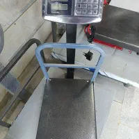 ترازو، باسکول، دیجیتالی فروشگاهی سقفی گرمی و تناژی|فروشگاه و مغازه|قزوین, |دیوار