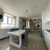 مرزداران - گلدیس -  ۲۰۰ متر ۳ ساله|فروش آپارتمان|تهران, شهرک آزمایش|دیوار