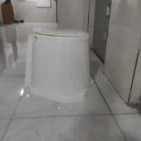 توالت فرنگی دور بسته