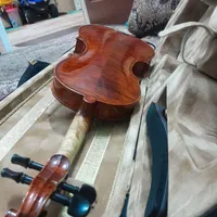 ویولن آماتی ۲۲۰
