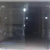 فروش-مغازه-15-متری-بر-خیابان-پر-رفت-آمد