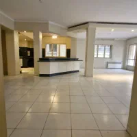 ۱۸۰ متر خوش نور و نقشه / تک واحدی و جذاب / تخلیه