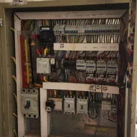 استخدام متخصص الکترو مکانیک