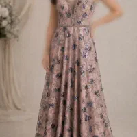 لباس مجلسی بلند کار شده بسیار شیک