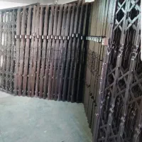 پنجره پی وی سی حفاظ اکاردیونی درب سرویس شاخ گوزنی|مصالح و تجهیزات ساختمان|ماهدشت, |دیوار