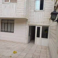 فروش3طبقه-ویلایی-200-متری-شهرک-مخابرات-سنددار