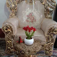 مبل سلطنتی ۹ نفره به همراه ۳تا میز عسلی|مبلمان خانگی و میز عسلی|مشهد, پنجتن|دیوار