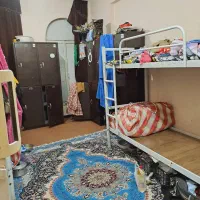 تخت پایین اتاق خوابگاه ملاصدرا ماهی 4ونیم