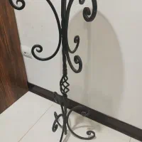 پایه گلدان یا دکوری فرفورژه(۲عدد موجوده)|صنایع دستی و سایر لوازم تزئینی|ساری, |دیوار