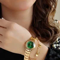 ساعت شیک فلزی با آویز دخترانه و زنانه NK