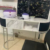 میز ناخن با قیمت مناسب به فروش میرسد
