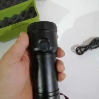 چراغ قوه شارژی درجه یک