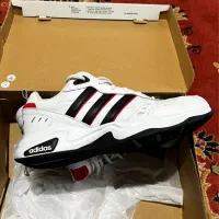 کتانی آدیداس|کیف، کفش، کمربند|رشت, انصاری|دیوار