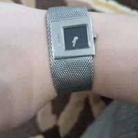 ساعت سویسی اصل خیلی کم استفاده شده