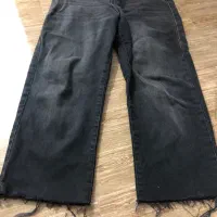 شلوارمزونی مارک سایز۴۴ کرپ باکیفیت و ۳ تا شلوارجین|لباس|ساری, |دیوار