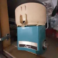 آب میوه گیری نیاز به تعمیر