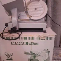 کالباس بر  مارک محک . در حد آک