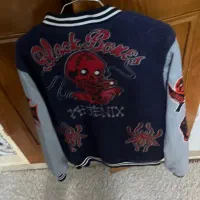 کاپشن|لباس|تهران, مینی‌سیتی (شهرک نفت)|دیوار