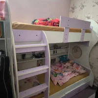 تخت دوطبقه|تخت و سرویس خواب|رباط‌کریم, رباط‌کریم|دیوار