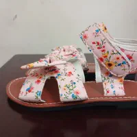 صندل بچه گانه ولباس