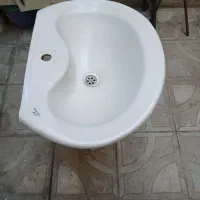 روشویی چینی تمیز