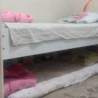 تخت دو طبقه