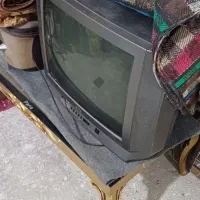 یک عدد تلویزیون ۲۱اینچ جی وی سی اصل ژاپن|تلویزیون و پروژکتور|همدان, |دیوار