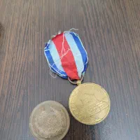 دو عدد  مدال قدیمی