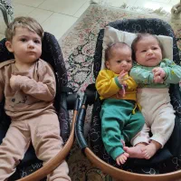 پرستار دوقلو دختر شب تا صبح