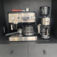 دستگاه قهوه و اسیاب مارک دلونگی