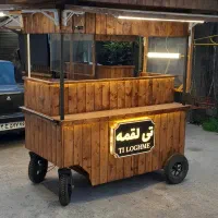 گاری چوبی شیک و نو اغذیه فروشی (رشت ، فلسطین)