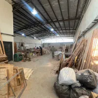 نجار ماهر و نیمه ماهر مبلمان راحتی گلدسته