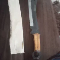 بامبوزن وچاقو