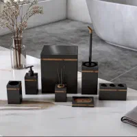 سطل و فرچه و انواع جا مایع و جا حوله ای و...|لوازم سرویس بهداشتی|تهران, مهرآباد|دیوار