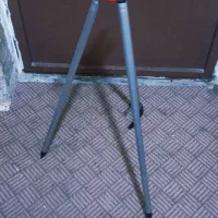 سه پایه دوربین